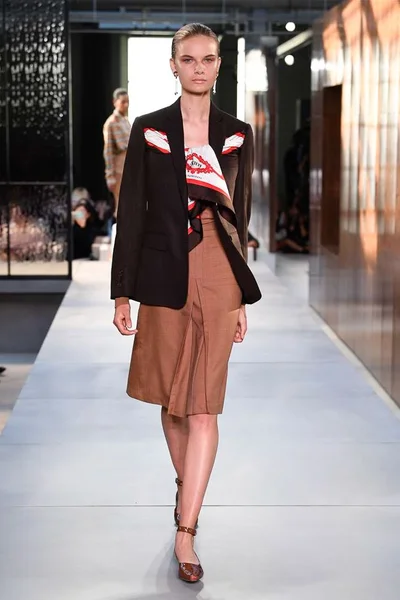 Look 20
